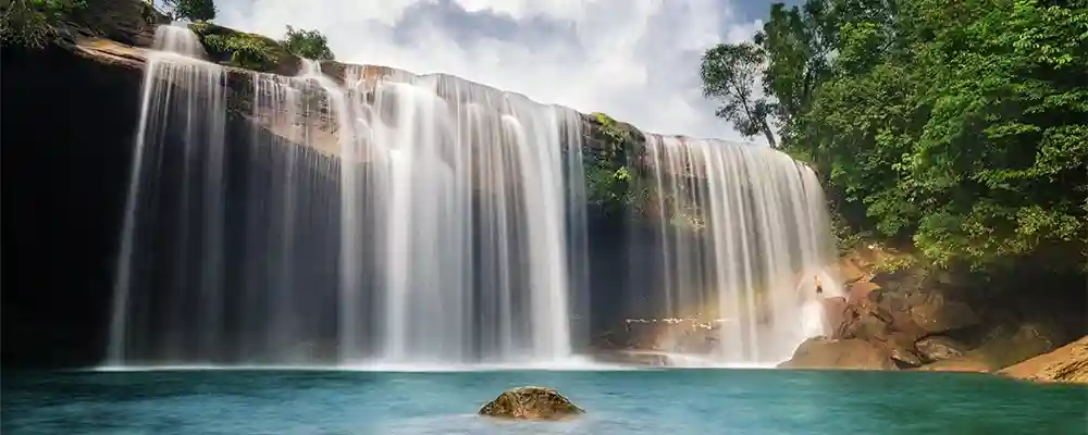 Journey Towards 10 Places and best time To Visit Meghalaya