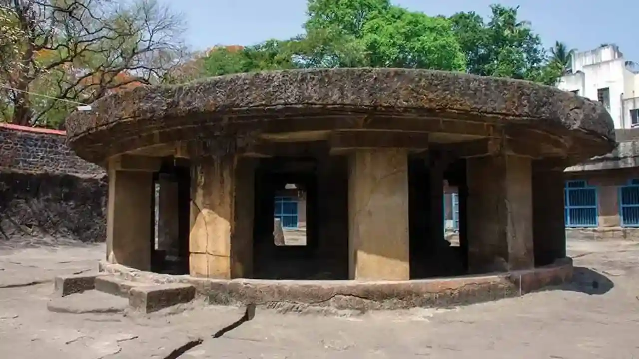 Pataleshwar Cave Temple